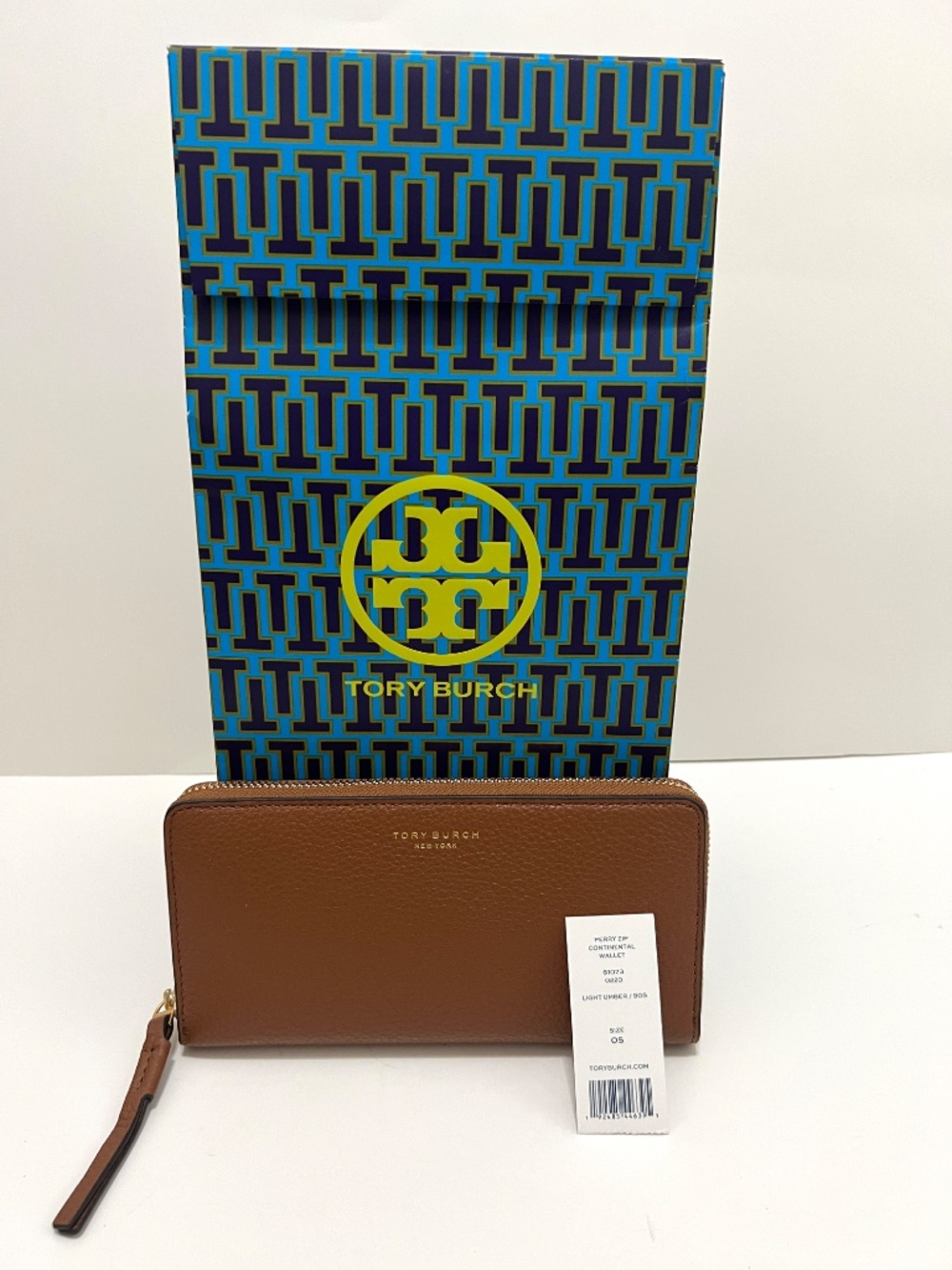 NWT Tory Burch Perry Zip Continental Wallet - Light Umber